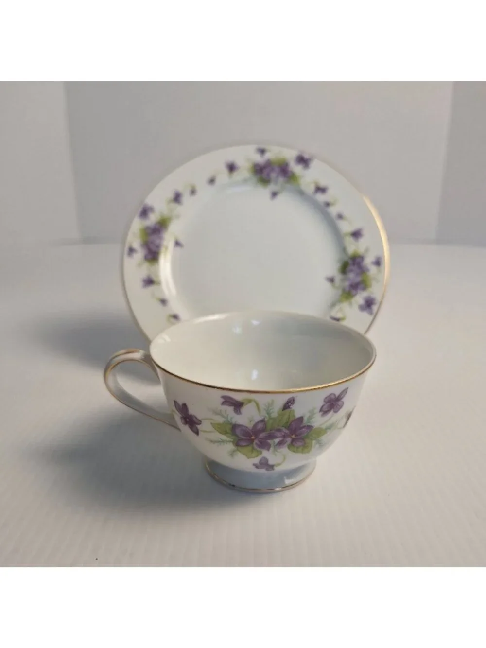 VINTAGE WENTWORTH CHINA JAPAN PURPLE FLORAL GOLD TRIM CUP AND SAUCER SET VIOLA